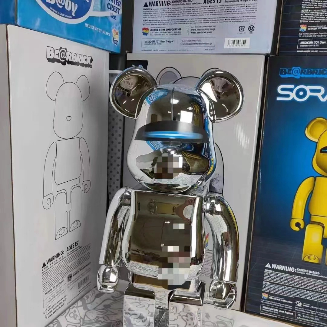Bearbrick x Sorayama Sexy Robot 1000%Silver Toy detail 4